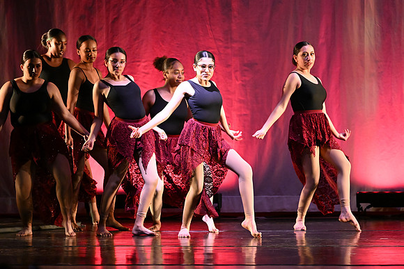 OMHSDance00354