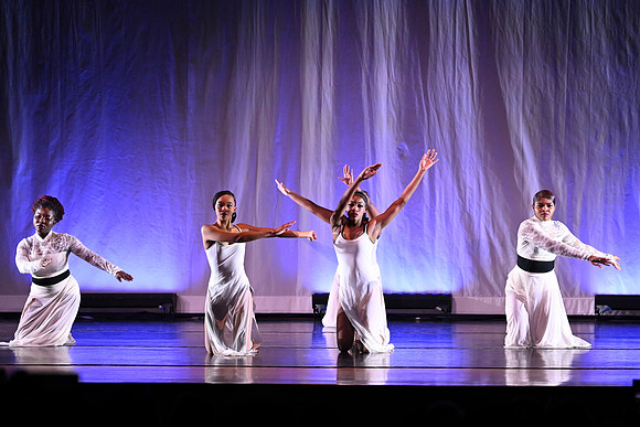 OMHSDance00526