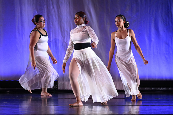 OMHSDance00588