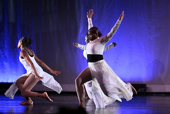 OMHSDance00618