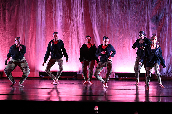 OMHSDance00959