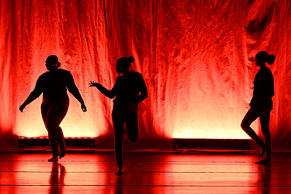 OMHSDance00974