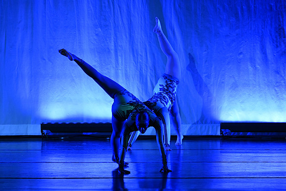 OMHSDance01195