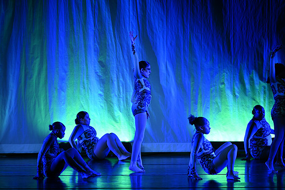 OMHSDance01265