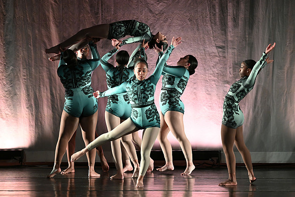 OMHSDance01328
