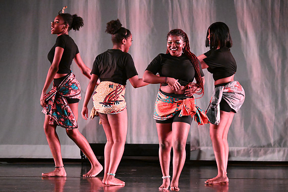 OMHSDance01409
