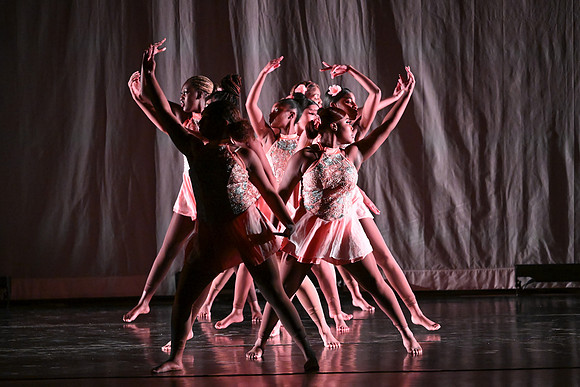 OMHSDance01686