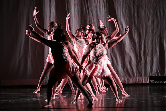 OMHSDance01687
