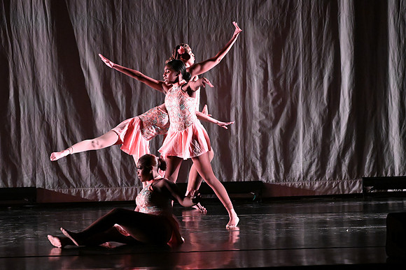 OMHSDance01751