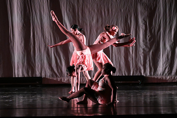 OMHSDance01758