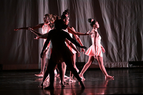 OMHSDance01855