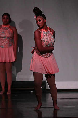 OMHSDance01872
