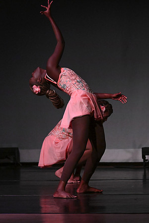 OMHSDance01884
