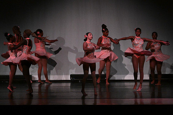 OMHSDance01914