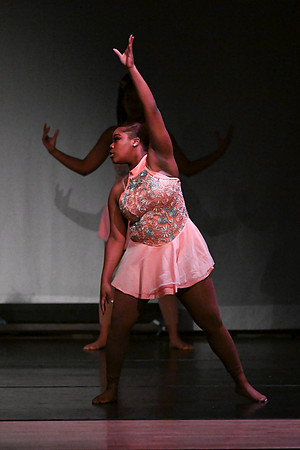 OMHSDance02005