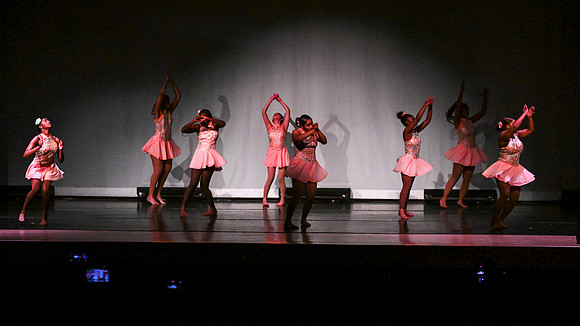 OMHSDance02037
