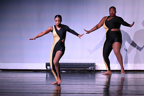 OMHSDance02121
