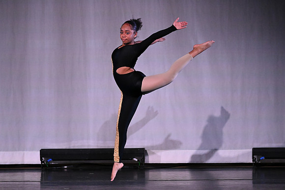 OMHSDance02388