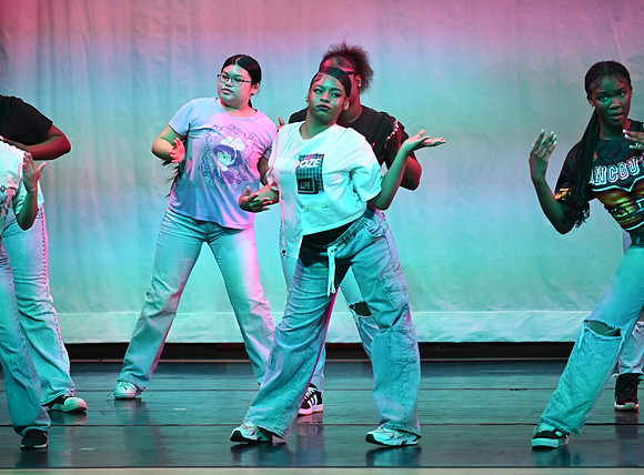 OMHSDance-02052
