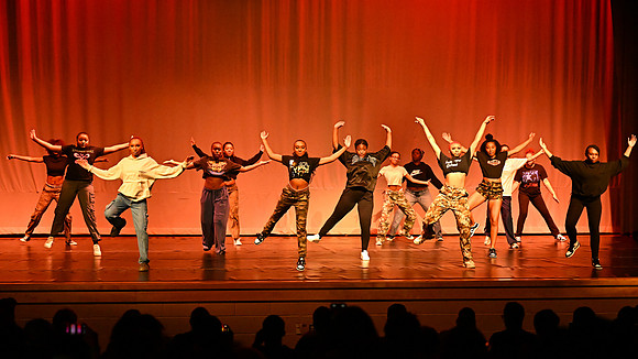 NTHSSeniorShowcase2147