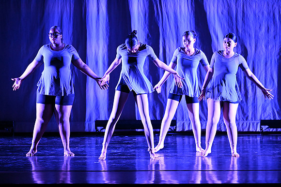 OMHSDance02656