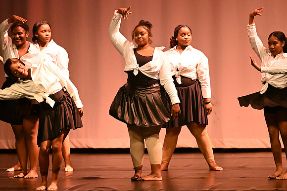 NewtownDance01063