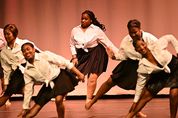 NewtownDance01096