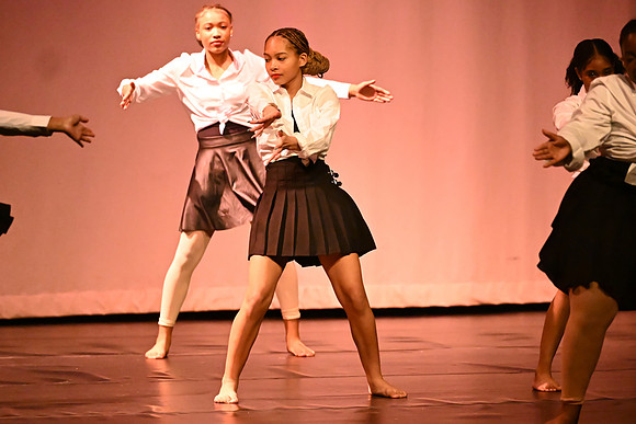 NewtownDance01172