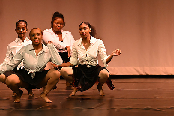 NewtownDance01203
