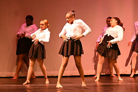 NewtownDance01199