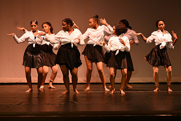 NewtownDance01204
