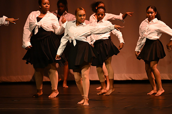 NewtownDance01246