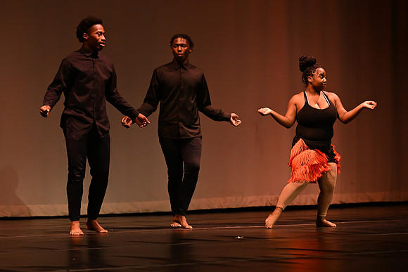 NewtownDance01355