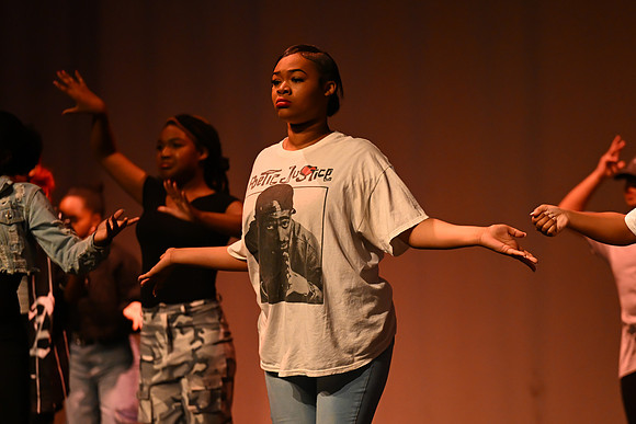 NewtownDance01492