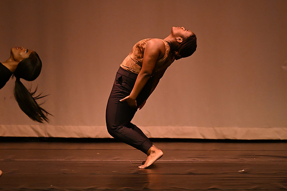 NewtownDance01630