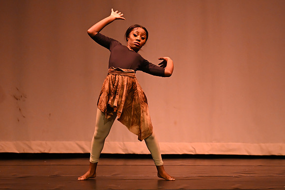 NewtownDance01701