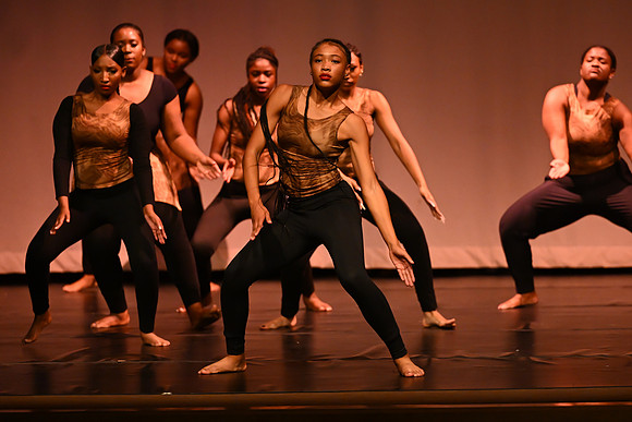 NewtownDance01753