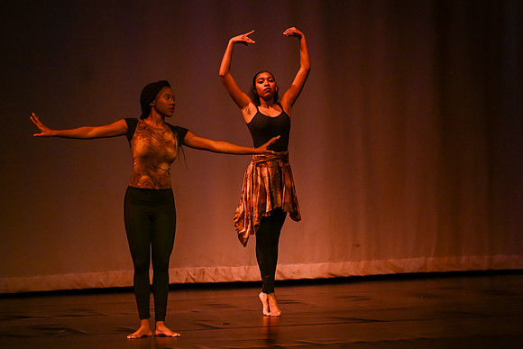 NewtownDance01769