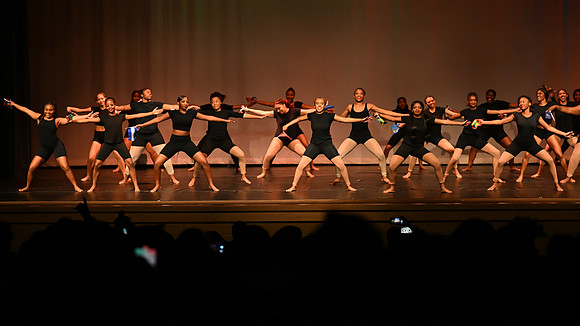 NewtownDance02689