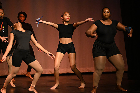 NewtownDance00008