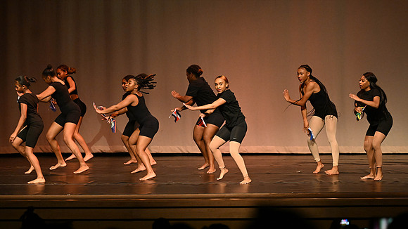 NewtownDance00057