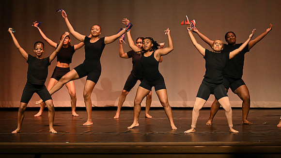NewtownDance00089