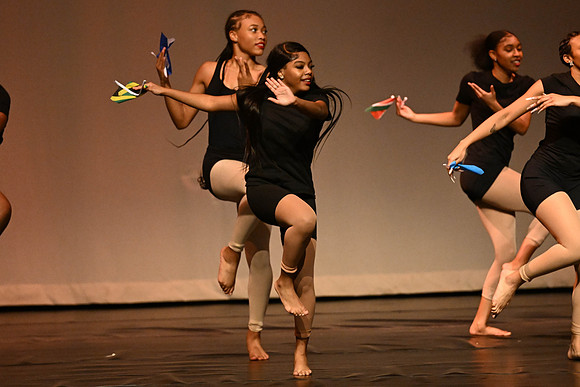 NewtownDance00114