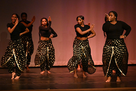 NewtownDance00261
