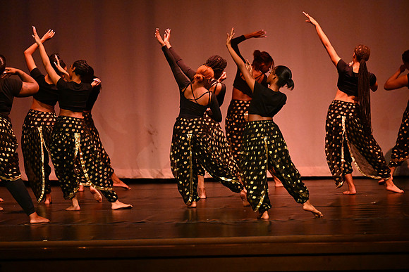 NewtownDance00253