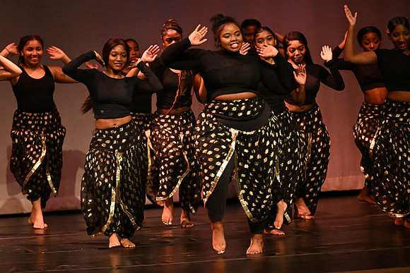 NewtownDance00305