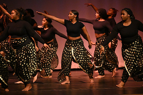 NewtownDance00312