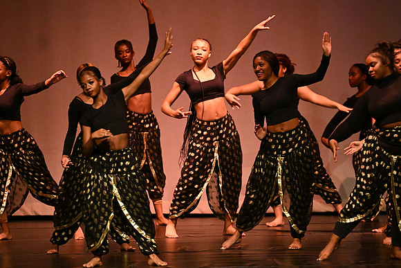NewtownDance00325