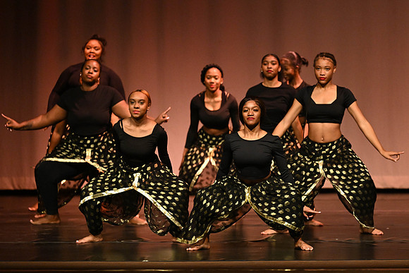 NewtownDance00343