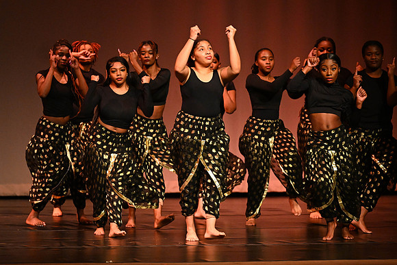 NewtownDance00370